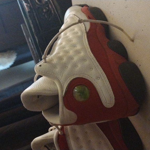 Jordan 13 - Picture 2 of 3